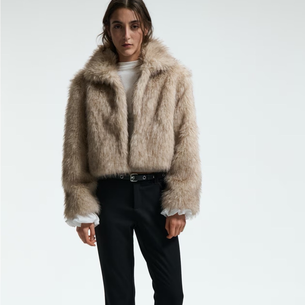 NWT H&M Cream Faux Fur Jacket - Picture 10 of 13